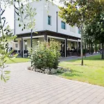 Borgomare 4* ألبينغا