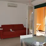 Borgomare شقة فندقية 4*