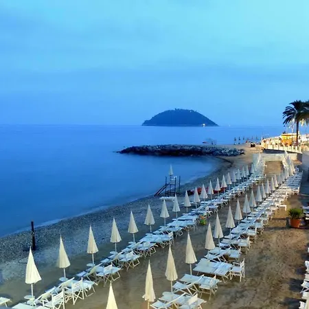 Borgomare Lägenhetshotell Albenga