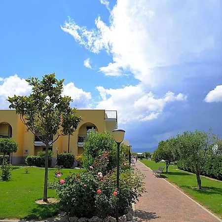 Hotel apartamentowy Borgomare Albenga