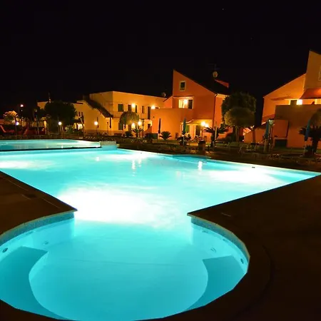 Hotel apartamentowy Borgomare 4*